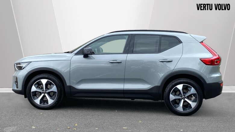 Volvo XC40 2.0 B3P Plus Dark 5dr Auto Petrol Estate
